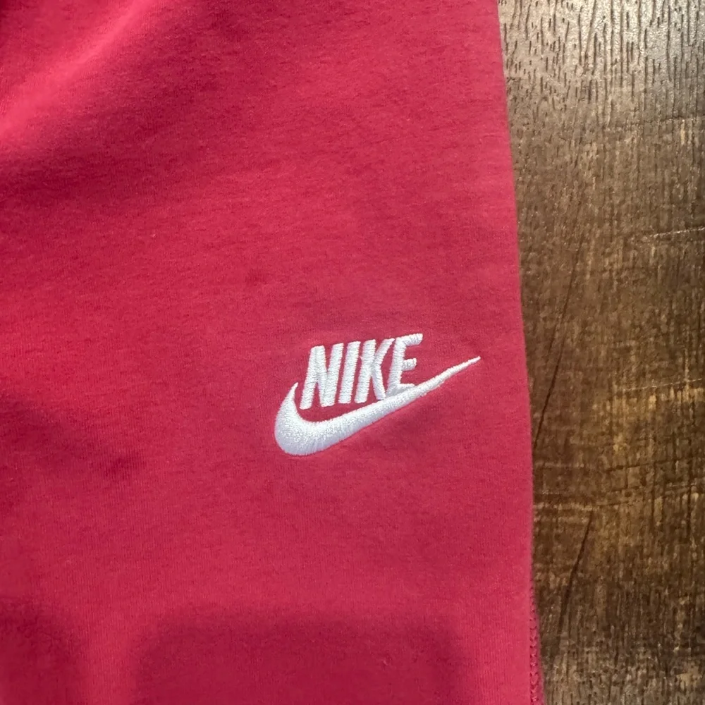 Nike Kids Fuchsia Leggings